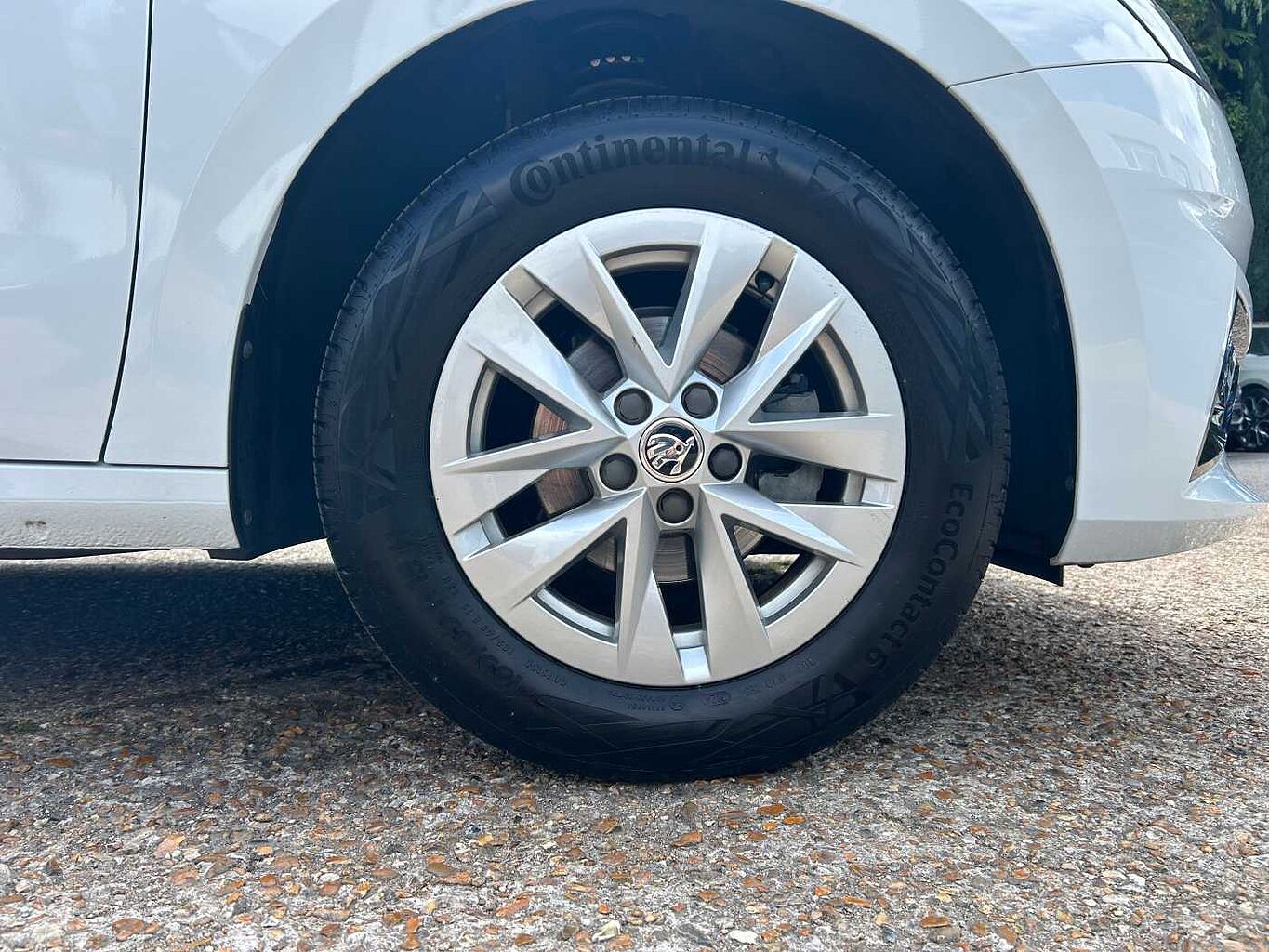 SKODA Fabia 1.0 MPI (80ps) SE Comfort 5-Dr Hatchback